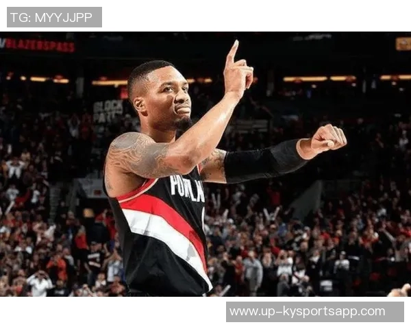 开拓者社区活动精彩瞬间杨瀚森与利拉德亲密互动回馈球迷 开拓者社区活动精彩瞬间杨瀚森与利拉德亲密互动回馈球迷