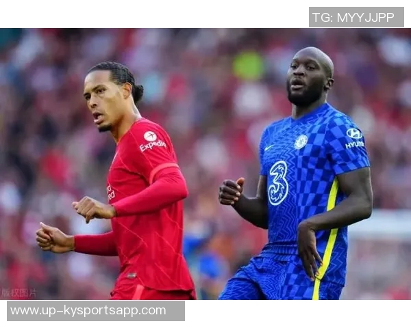 曼联考虑与赞助商DXC续约四年总价达8000万镑的合作方案